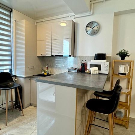 Seaview Deluxe Double Studio - Beachfront Resort Нэводари Экстерьер фото
