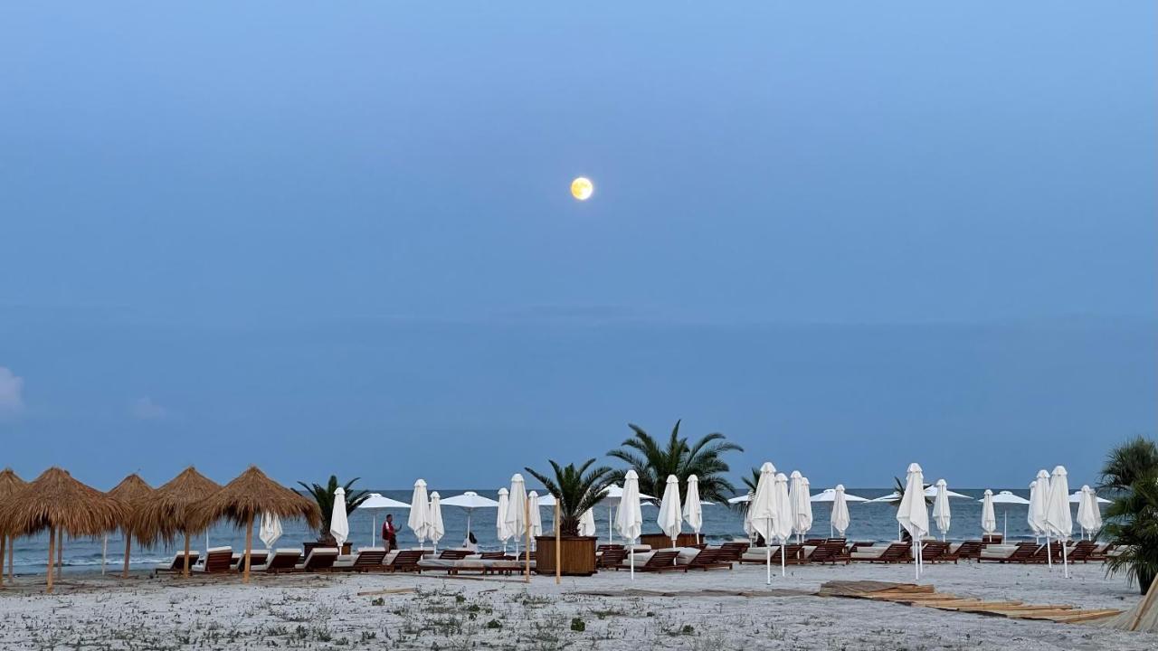 Seaview Deluxe Double Studio - Beachfront Resort Нэводари Экстерьер фото